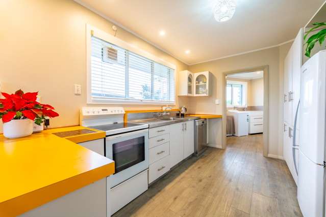 46 Pages Road Marchwiel_1