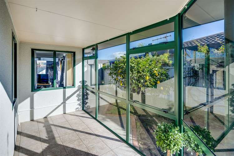 5a Montague Way Taradale_14