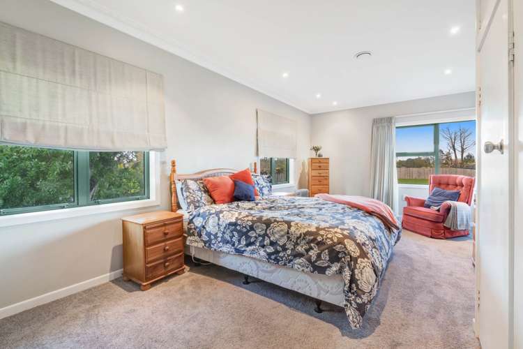 199 Parkhurst Road Parakai_17