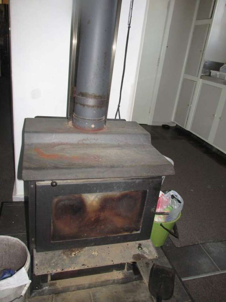 6 Conlon Street Reefton_9