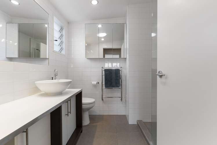 3/38 Sarsfield Street Herne Bay Auckland City Houses for Sale