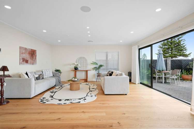 31A The Esplanade Eastern Beach_4