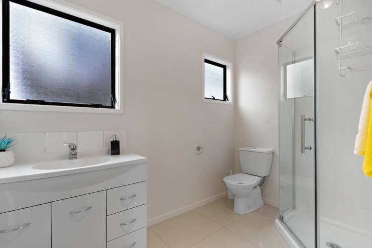 19a Greenock Road Ranui_10