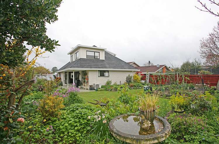 2 Millstream Drive Lincoln_16