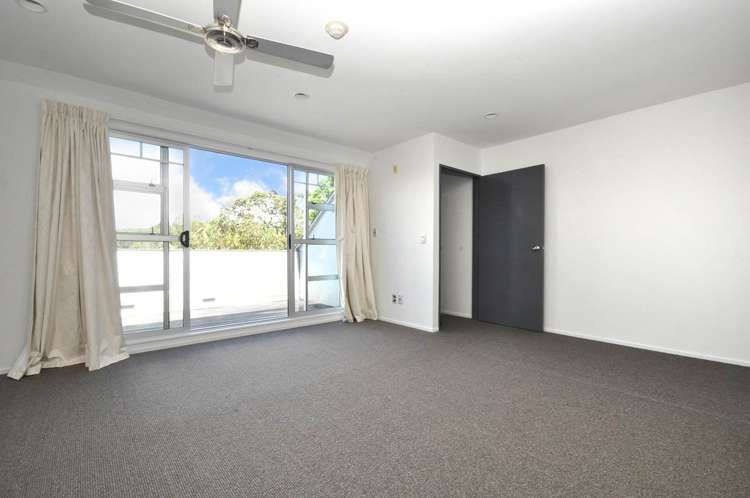 7/2 Atarangi Road Greenlane_10