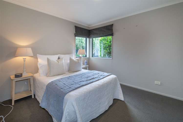 1 Caroline Way Northwood_17