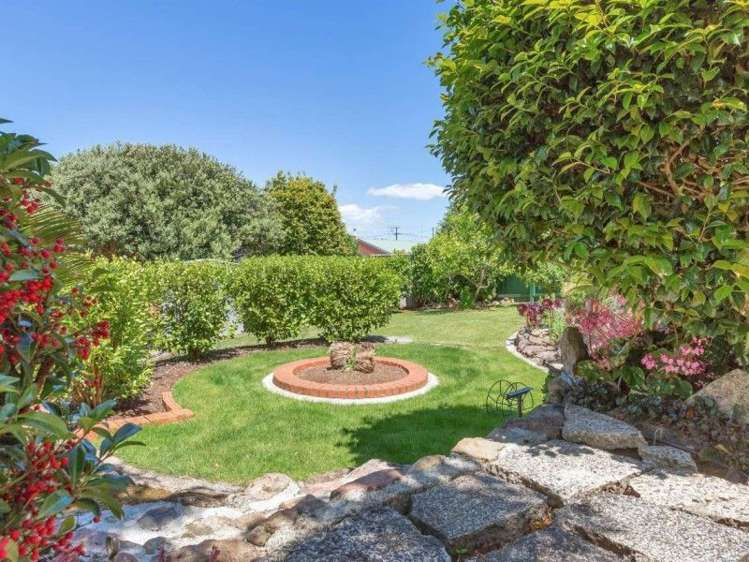 2 Hoey Street Kamo_18