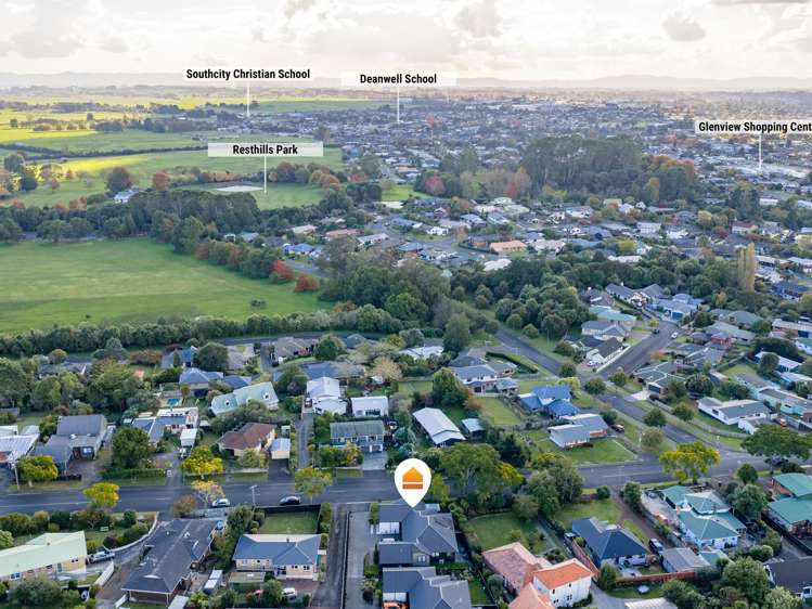 73A Houchens Road Glenview_23