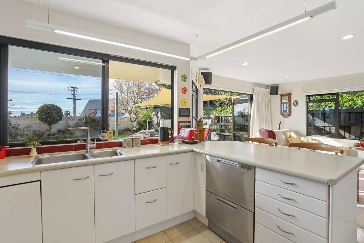 192 Levers Road_1