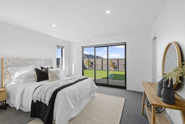42 Finstock Way 11103_8