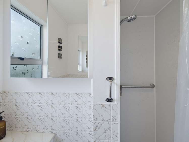 24a Upham Crescent Taradale_16