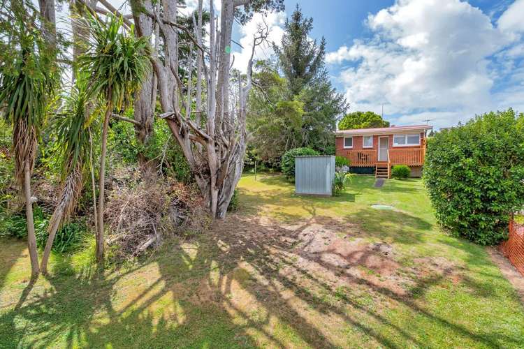 2/8 Westward Ho Glen Eden_21