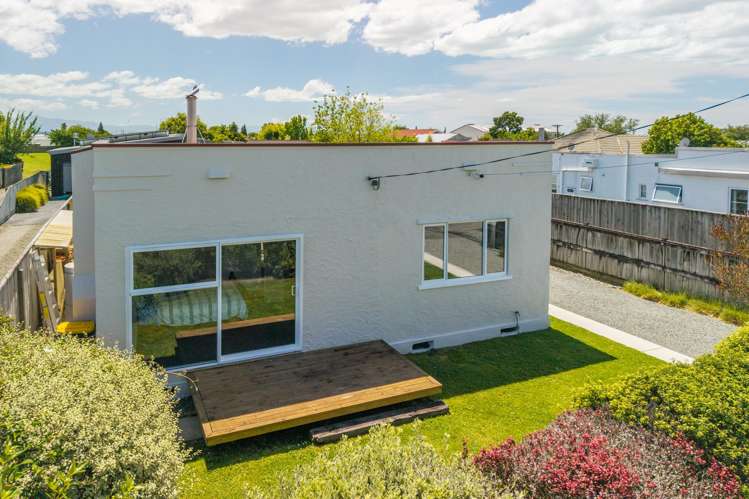 16 Collins Road Richmond_16