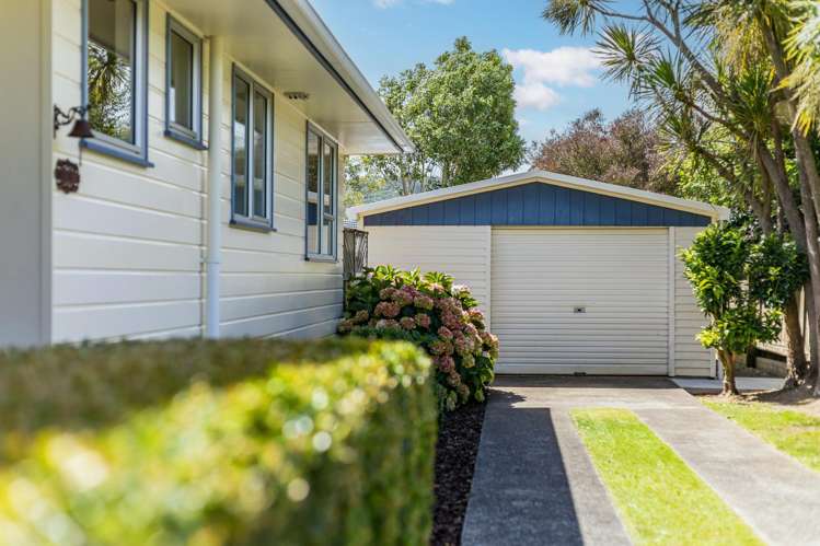 13 Fremont Grove Totara Park_16