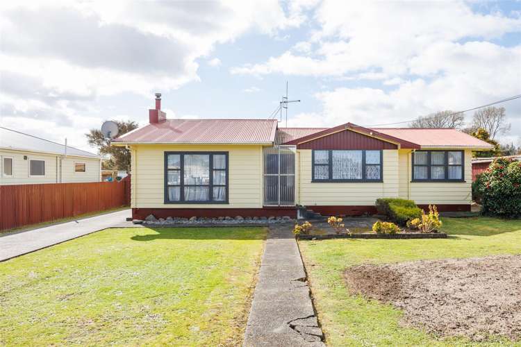 5 Lambert Street Marton_13