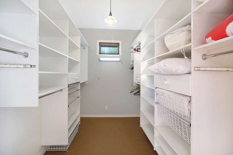 209 Lake Road Belmont_12