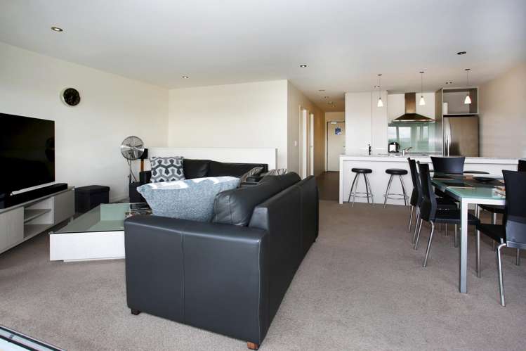402/20 Hampton Downs Road Hampton Downs_11