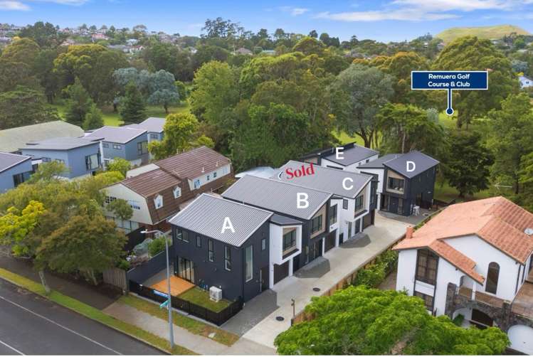 11 Norman Lesser Drive_1