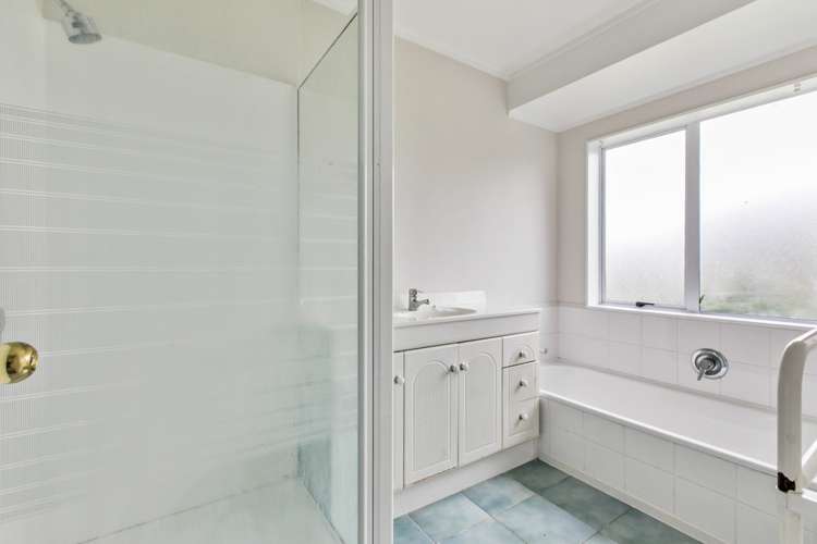 2 Glenross Drive Wattle Downs_12