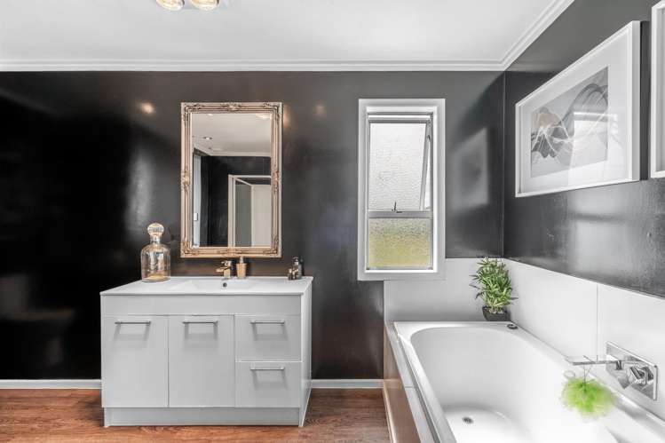 306 Crinan Street Georgetown_21