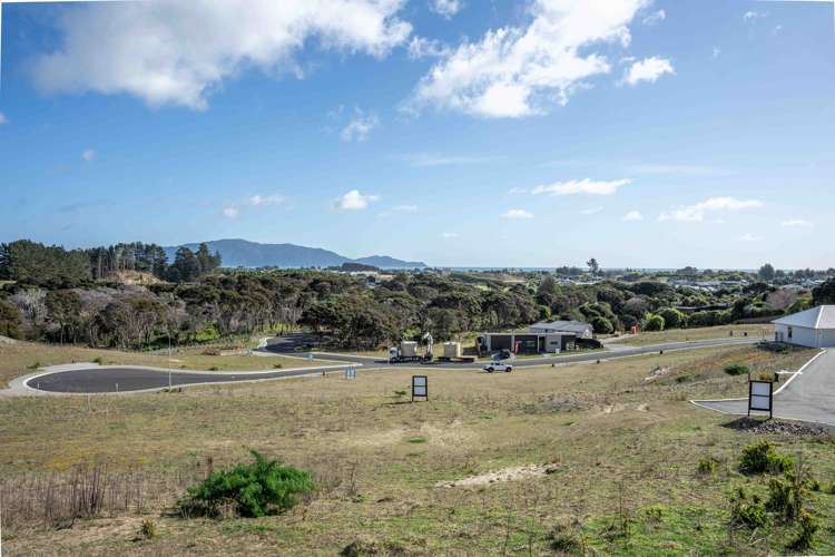 16 Anderson Park Drive Waikanae_11