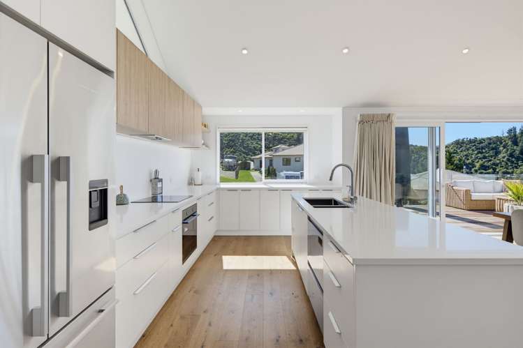 17 Harbour View Heights Picton_14