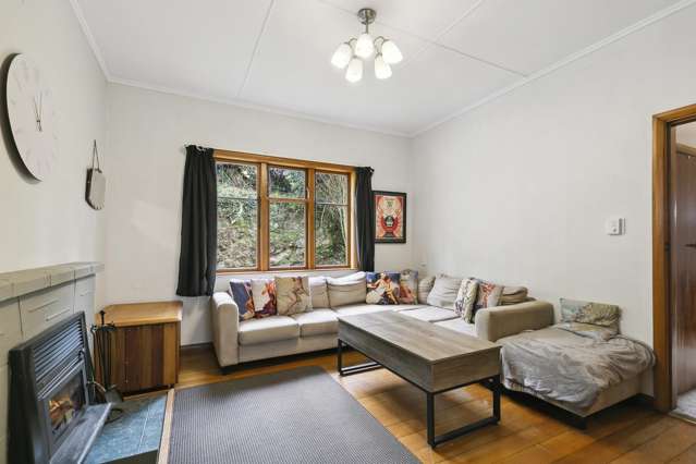 Johnsonville - Three Bedrooms, Large Section.