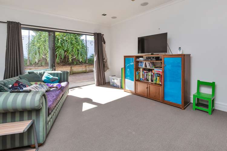 65 Mackesy Road Parahaki_13