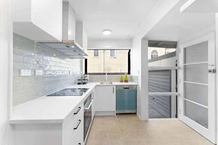 11 Totara Road Stanmore Bay_19