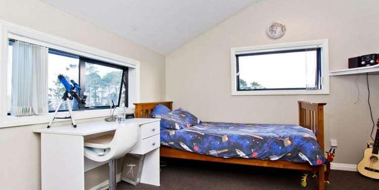 53 Helleur Road Massey_4