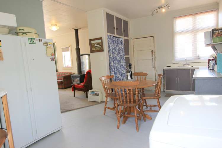 2 Lewis Street Redwoodtown_6