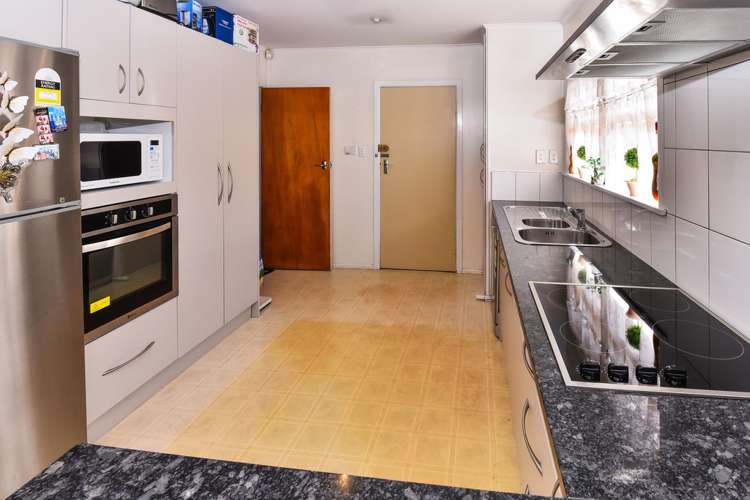 44 Sunnyside Crescent Papatoetoe_5