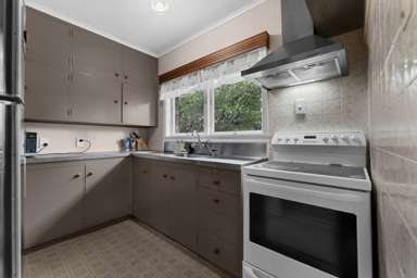 2/58 Station Road_4