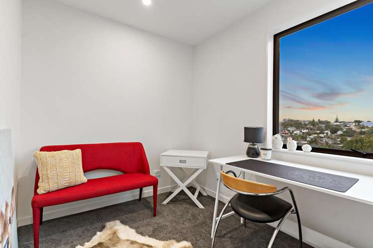 24 Milenio Crescent Mairangi Bay_12