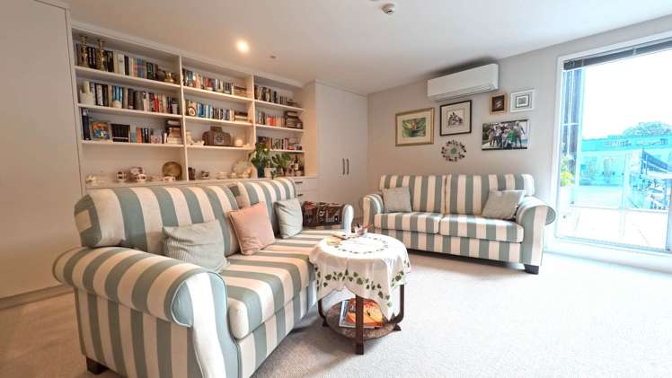 107/25 Bute Road_2