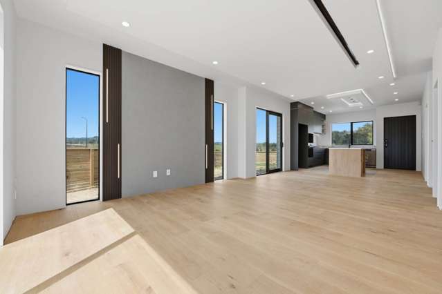 Prime Corner Living with Park Views