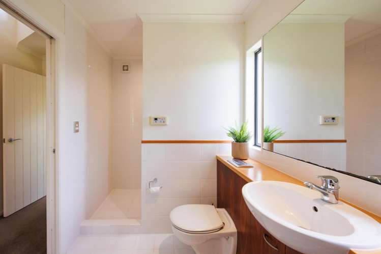 3 The Oaks Awapuni_25