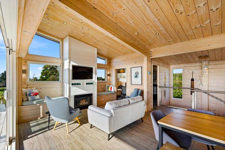 93 Oaia Road Muriwai_27