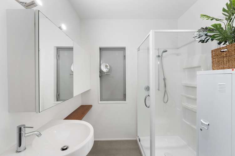 23/2 Onslow Road Khandallah_13