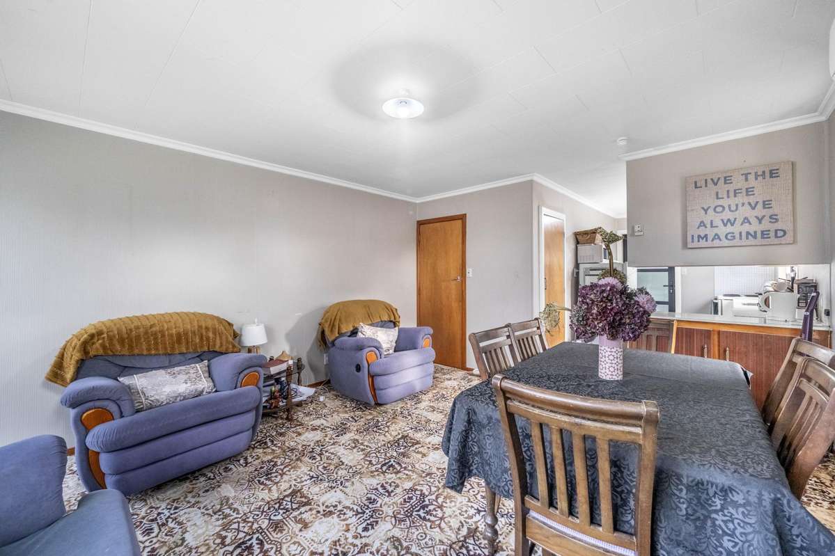 4/90 Balmoral Drive_1