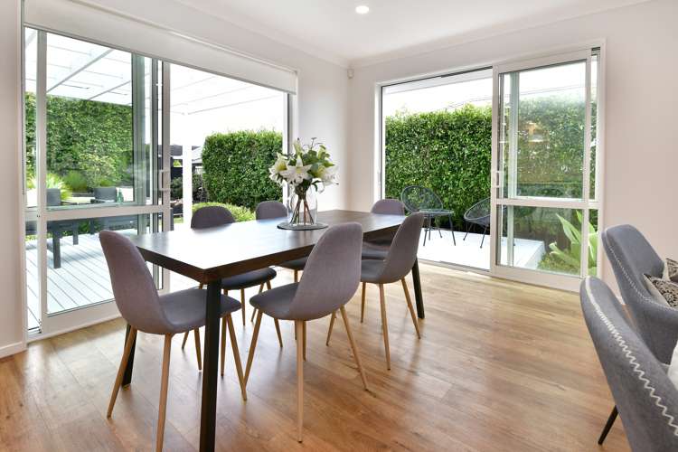 18 Major Henry Greens Silverdale_9