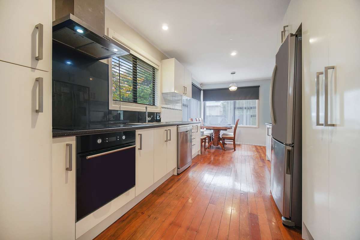 6 Cobham Crescent_2