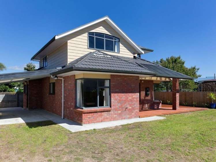 709b Ocean Road Whangamata_0