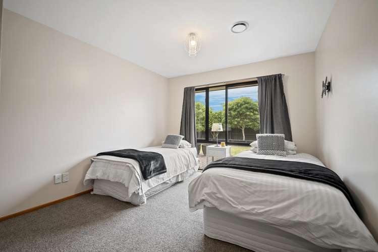 57 Queenspark Drive Parklands_11