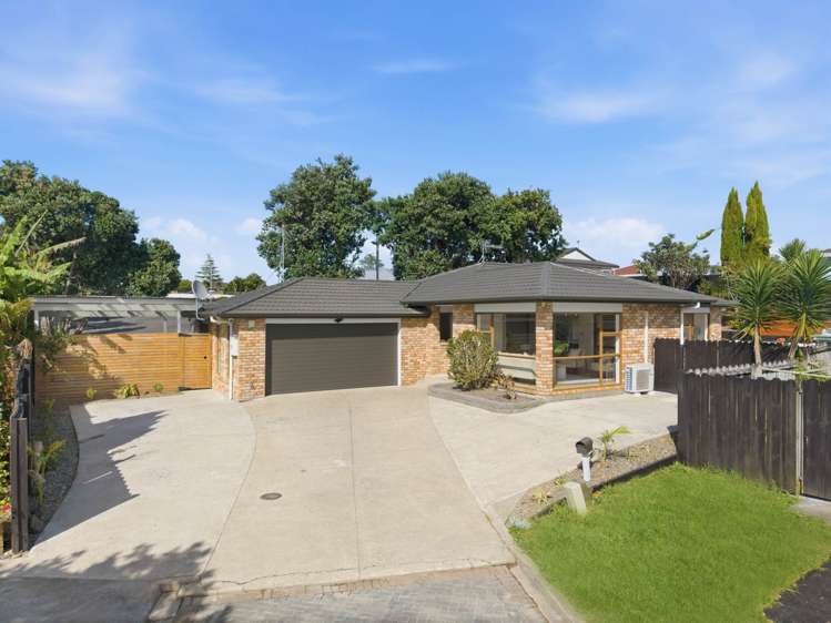 8 Caldecote Place Flat Bush_24