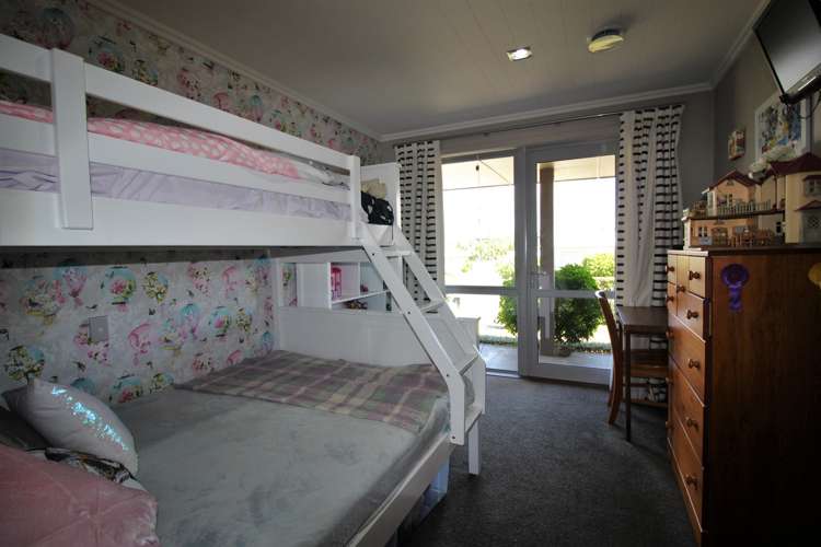 21 Fox Street Alexandra_16