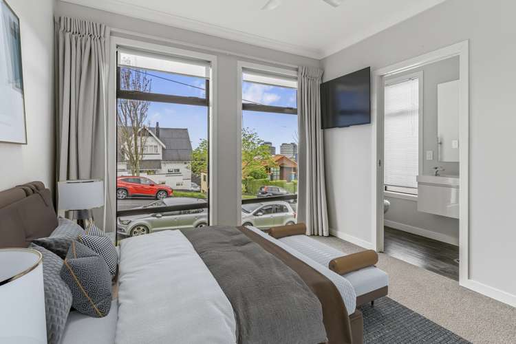 2/25 Thackeray Street Hamilton Lake_5