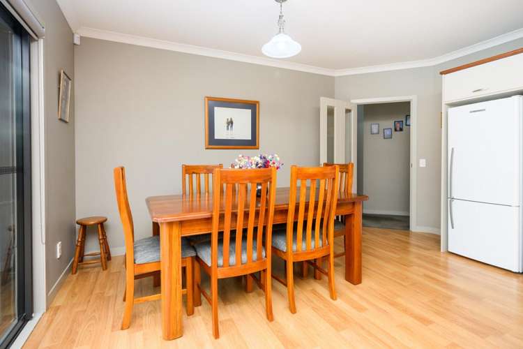 8 Stonebridge Heights Feilding_4