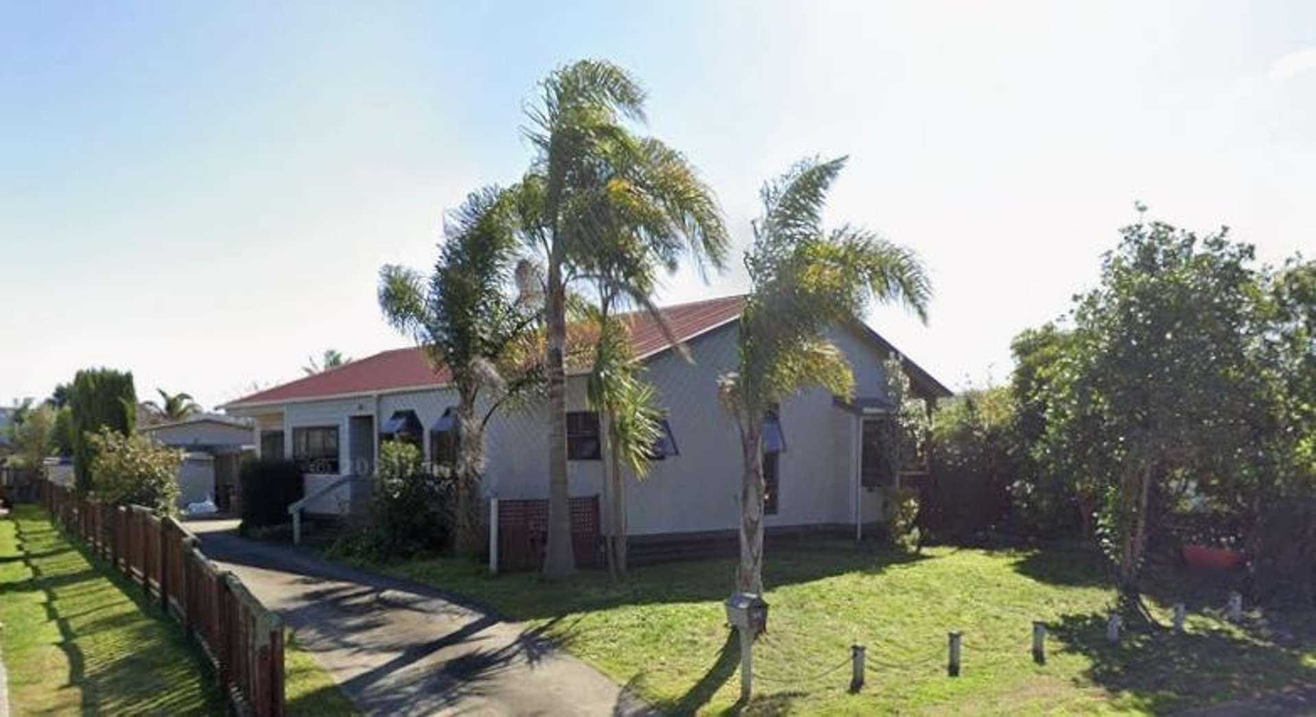 24 Nicholas Ave (Front House) Whitianga_0