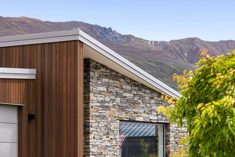 28 Doug Ledgerwood Drive, Alpine Estate Wanaka_13